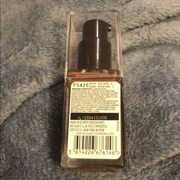 Covergirl Matte Ambition All Day Foundation - Picture 5 of 7